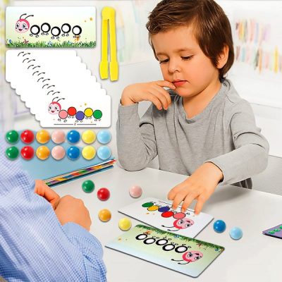 Gioco di abbinamento dei colori delle perline | CATERPILLARI